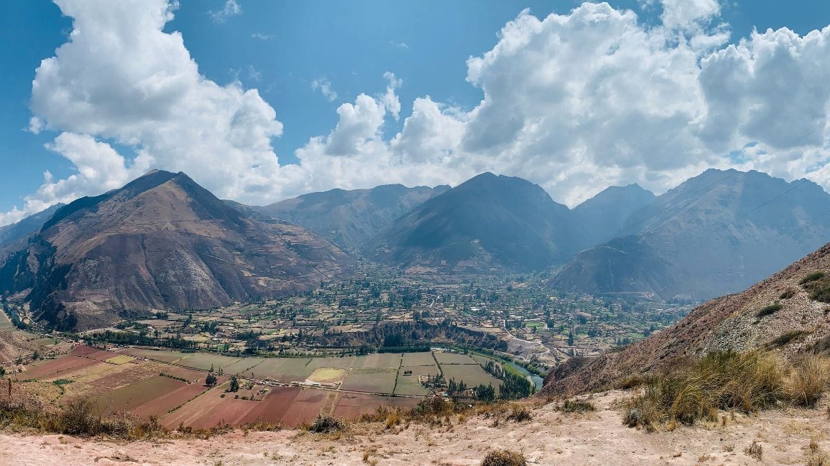 दुनिया की सबसे लंबी पर्वतमाला